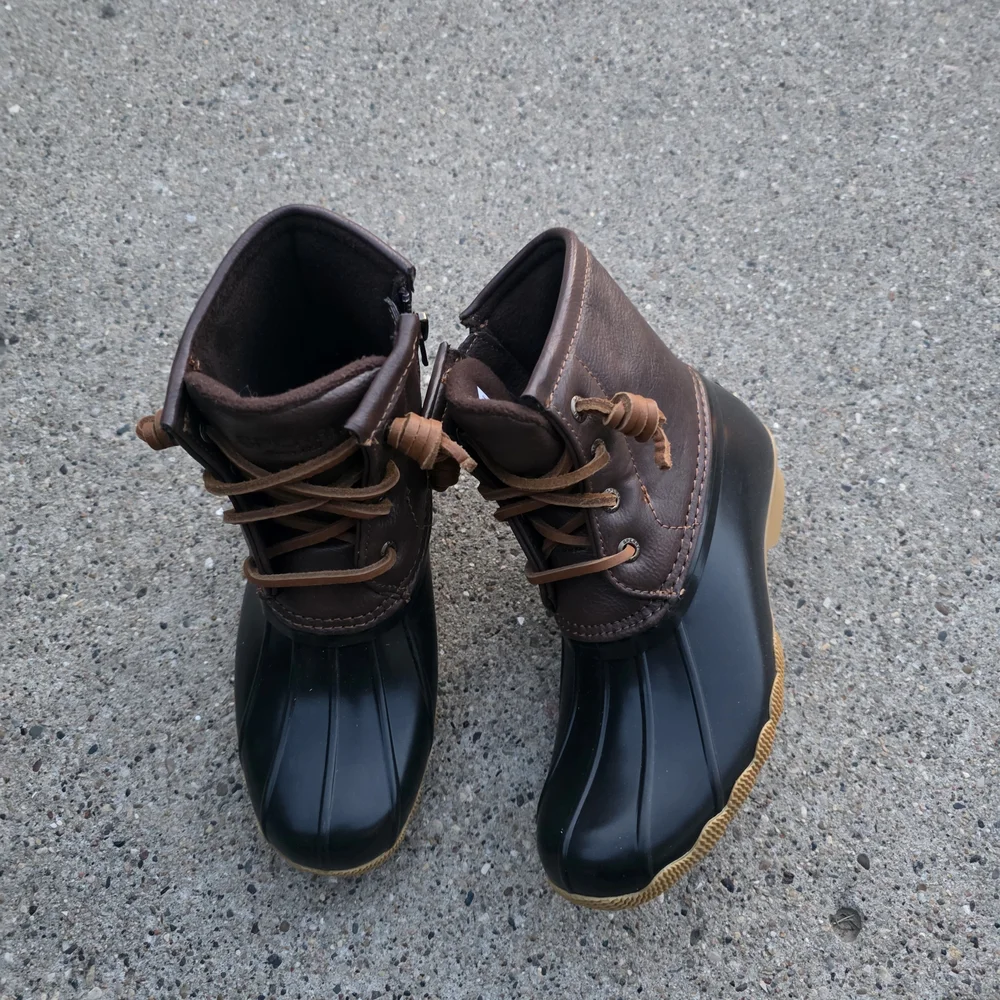 Sperry Insulated Waterproof Duck Boots Youth Girls 6Y